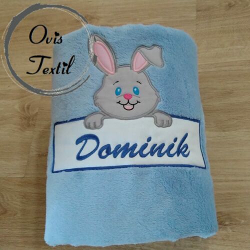 Nyuszis névvel hímzett Cosy takaró